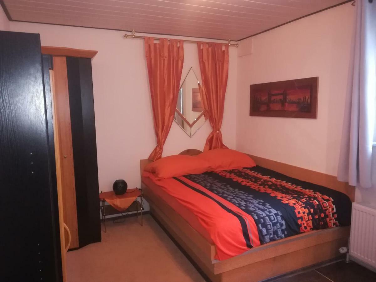 Appartement Haus Chrissy à Altmünster Extérieur photo